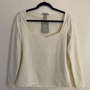 H&M - Ivory Long Sleeve Fitted Sweetheart Neckline Blouse Top
